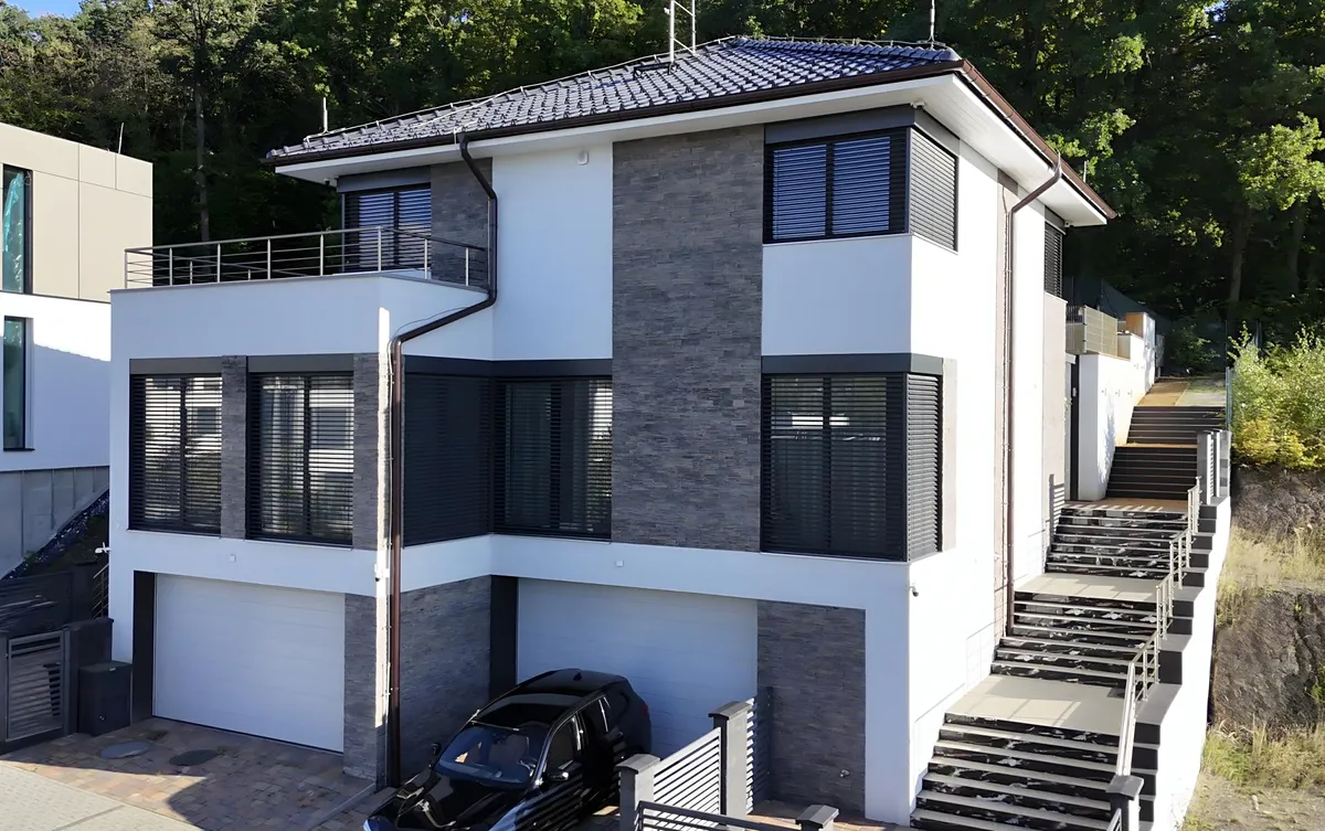 Prodej rodinného domu 290 m², pozemek 820 m²